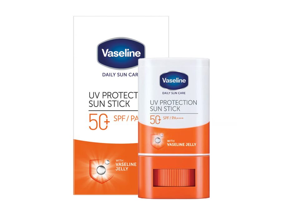 جعبه همراه با ضد آفتاب استیکی وازلین Vaseline حجم 15 گرم