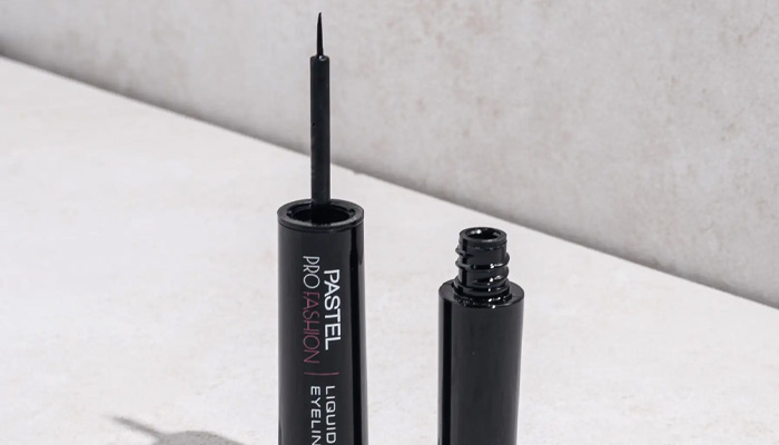 مزایای استفاده از خط چشم مویی پاستل (Pastel) مدل Liquid Eye Liner
